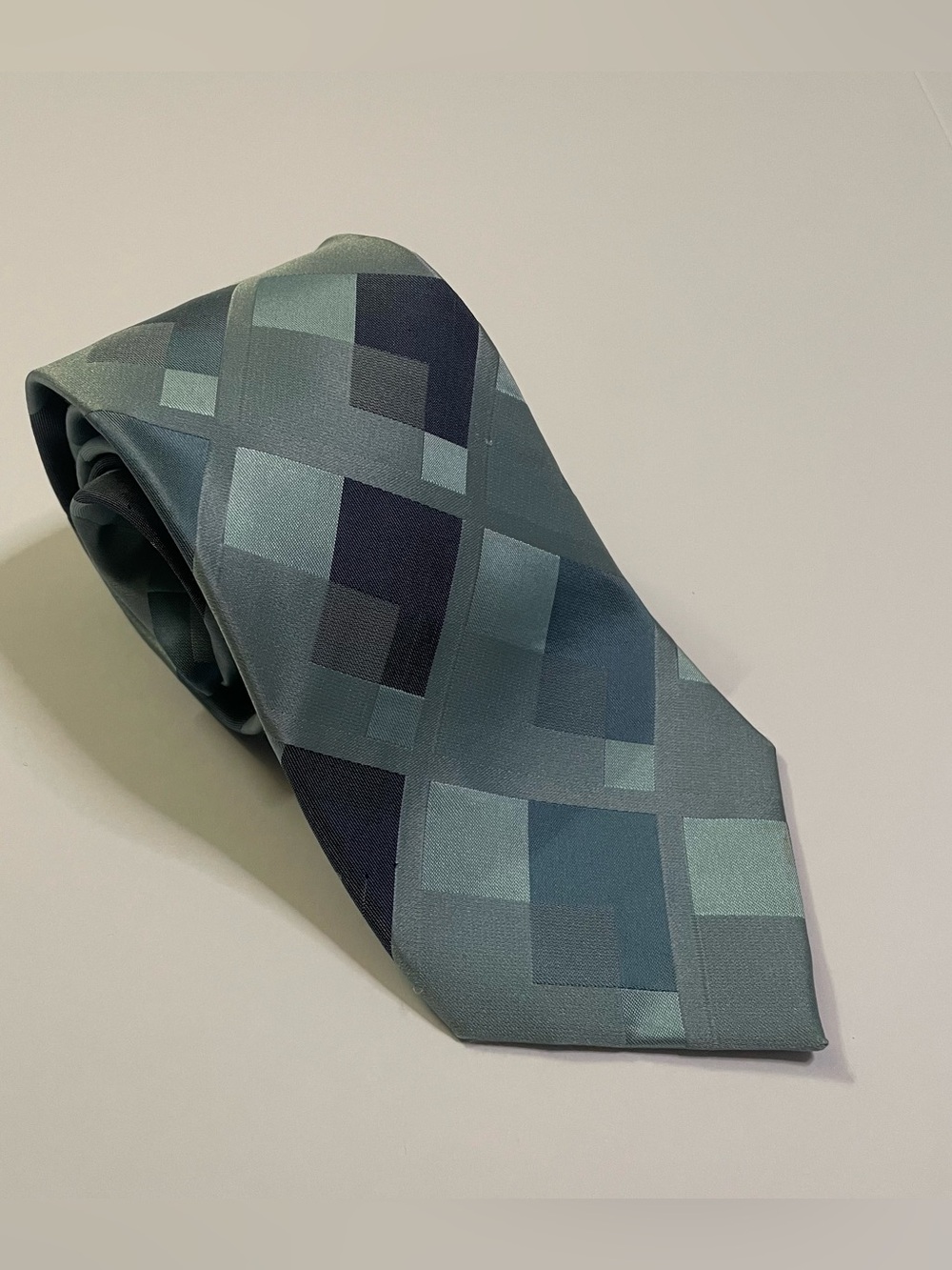 Croft & Barrow Blue Geometric Print Tie